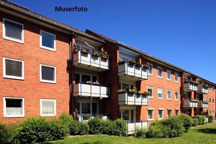 House for sale in Schmolln, Germany