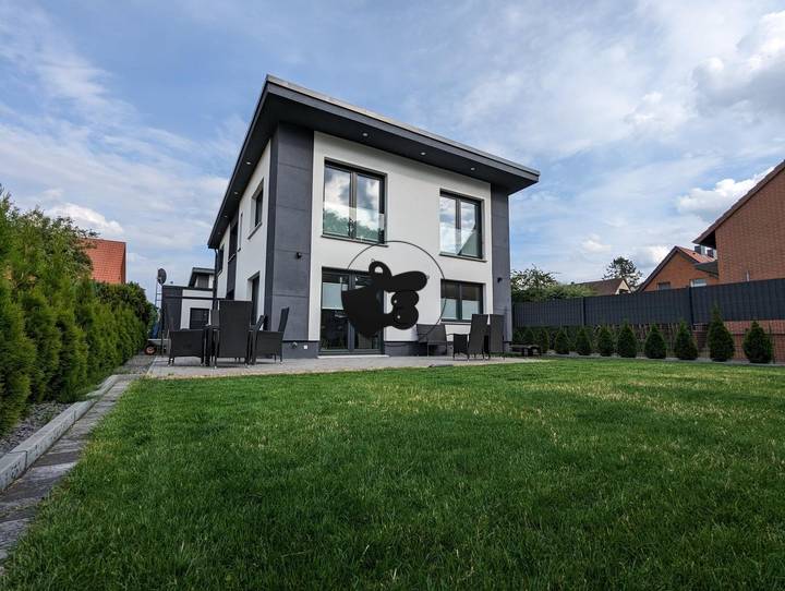 house for sale in Neustadt am Rubenberge                   - Niedersachsen, Germany