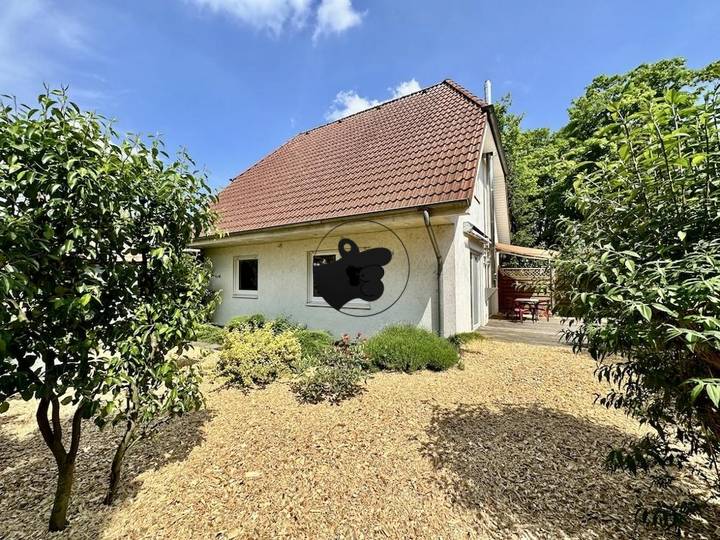 house for sale in Neustadt am Rubenberge, Germany