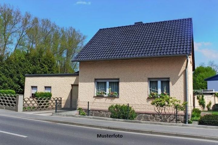 House for sale in Rotha, Germany