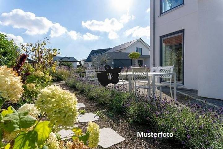 House for sale in Lohmar, Germany