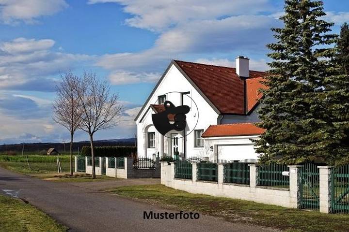 House for sale in Huckeswagen, Germany