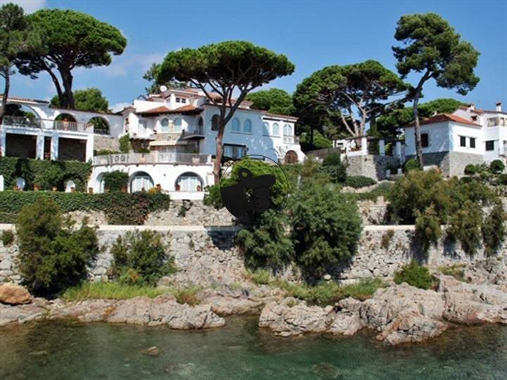 5 bedrooms other in Castell-Platja dAro, Spain