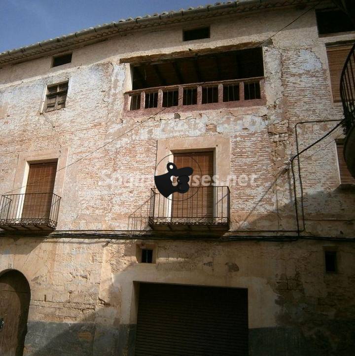 house in Monroyo, Teruel, Spain