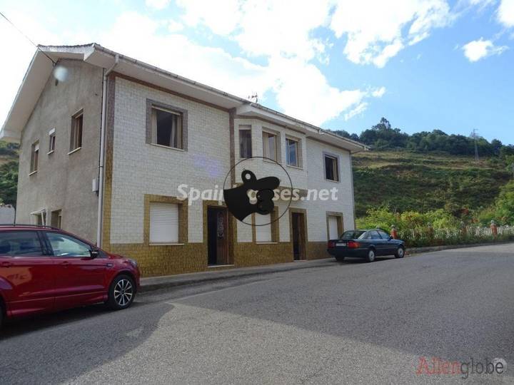 4 bedrooms house in Oviedo, Asturias, Spain