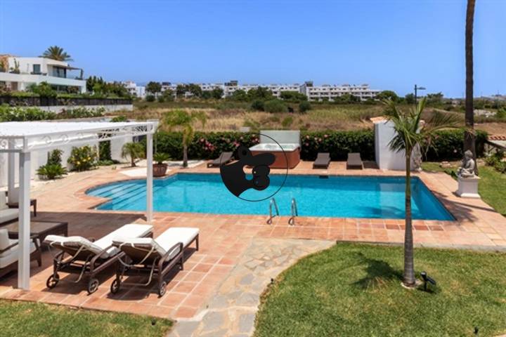 4 bedrooms house in Estepona, Spain