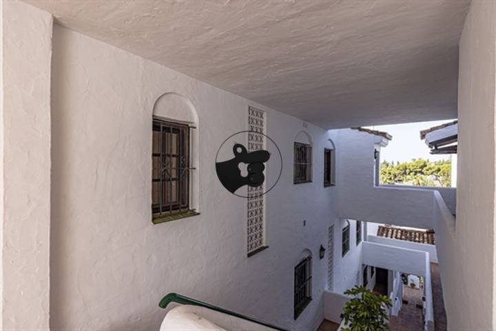 2 bedrooms apartment in Nueva Andalucia, Spain