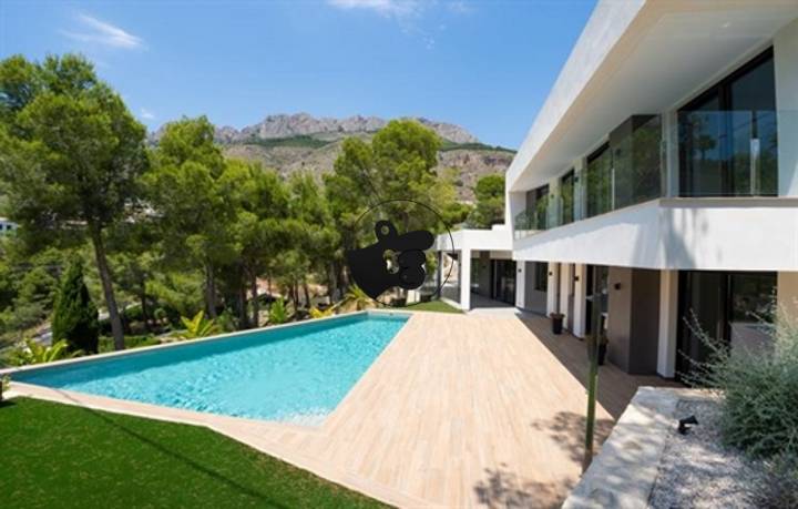 5 bedrooms house in Altea, Spain