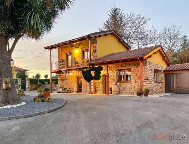 3 bedrooms house in Oviedo, Asturias, Spain