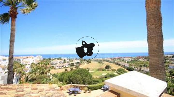 8 bedrooms other in La Duquesa, Spain