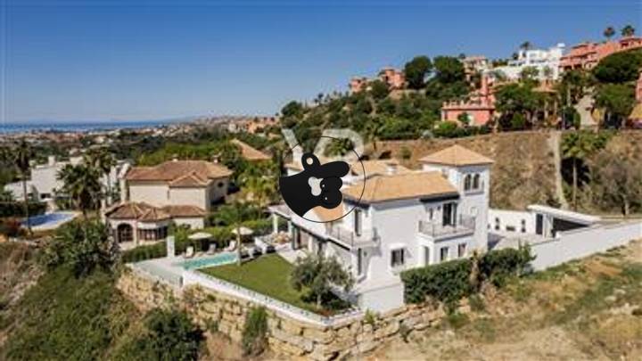 5 bedrooms other in Benahavis, Spain