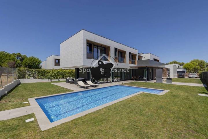 6 bedrooms house in Boadilla del Monte, Madrid, Spain