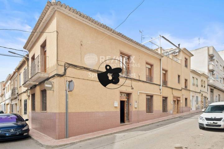 4 bedrooms house in Caudete, Spain