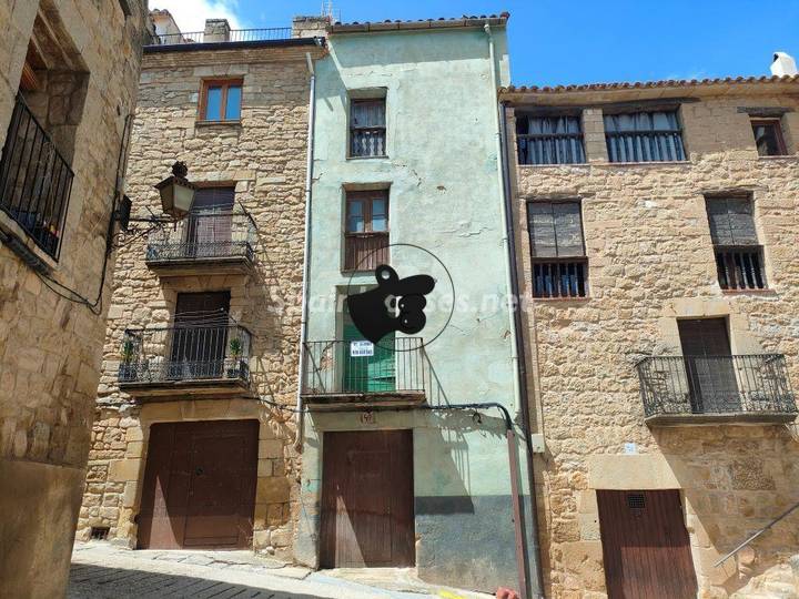 house in Calaceite, Teruel, Spain