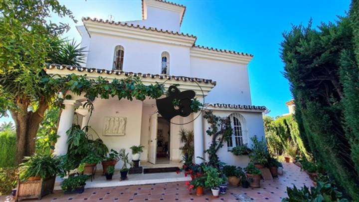 3 bedrooms house in Estepona, Spain