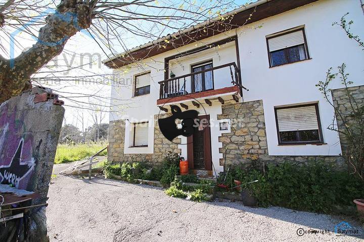 4 bedrooms house in Loredo, Cantabria, Spain