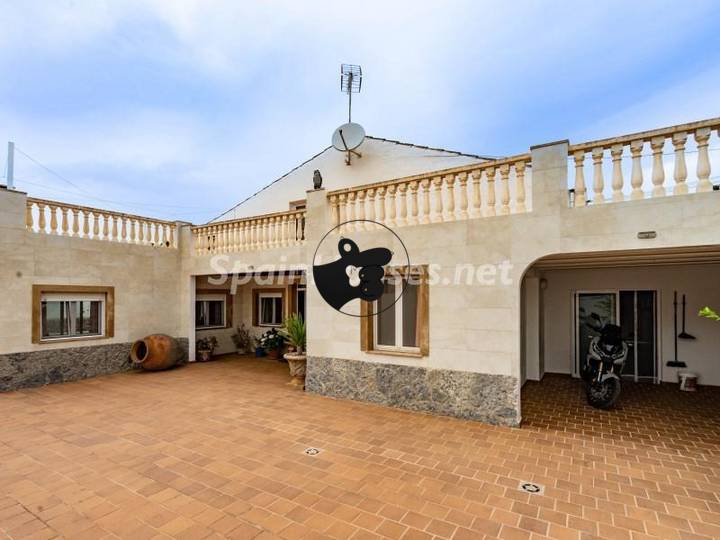 7 bedrooms house in Es Castell, Balearic Islands, Spain