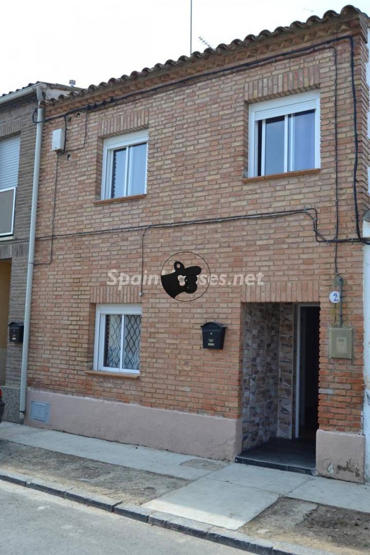 4 bedrooms house in Granen, Huesca, Spain