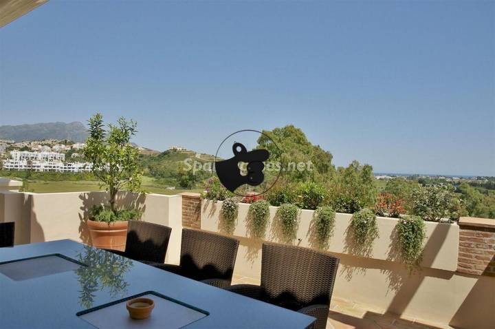 4 bedrooms apartment in Benahavis, Spain