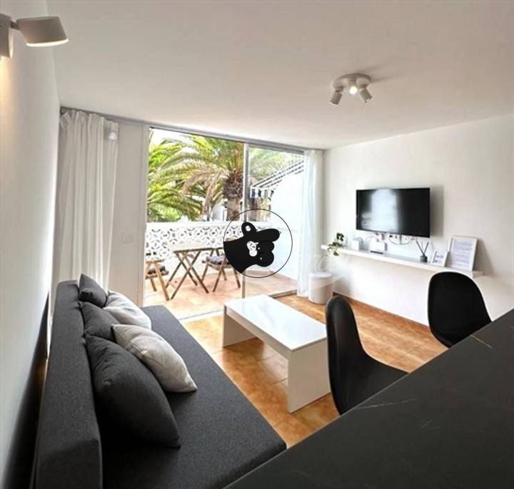 1 bedroom apartment in Playas de Fanabe, Spain