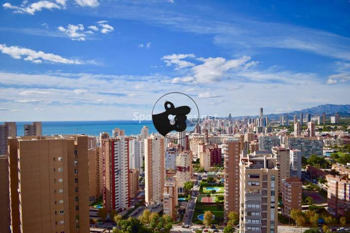 4 bedrooms apartment in Benidorm, Alicante, Spain