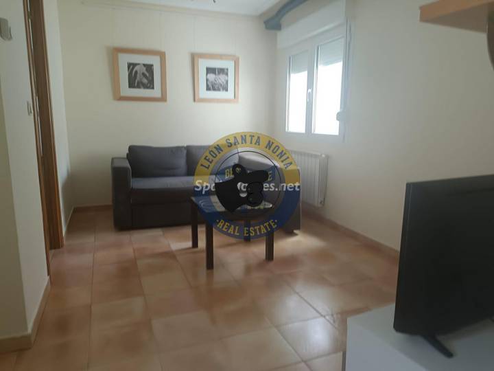 4 bedrooms apartment in Leon, Leon, Spain