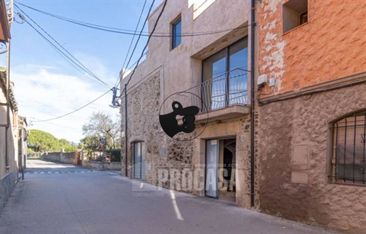 2 bedrooms house in Garriguella, Spain