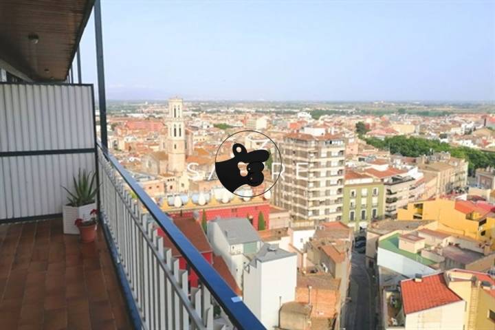 3 bedrooms apartment in Figueres, Spain