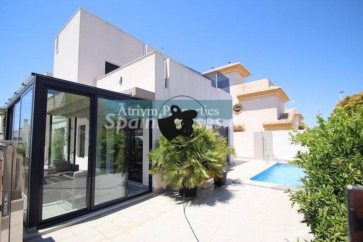 5 bedrooms other in Torrevieja, Alicante, Spain