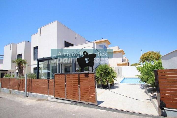 5 bedrooms other in Torrevieja, Alicante, Spain