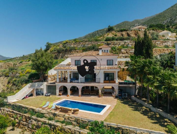 6 bedrooms other in Istan, Malaga, Spain