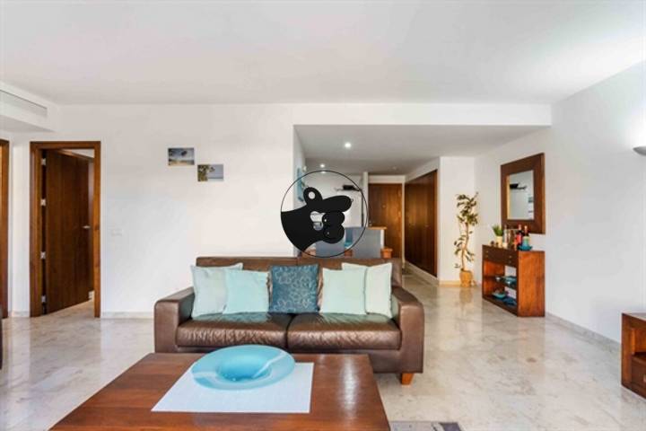 2 bedrooms apartment in Punta Prima, Spain
