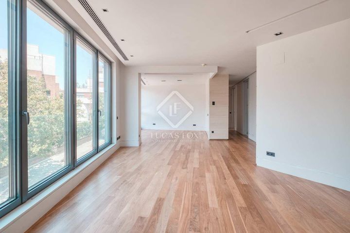 2 bedrooms apartment for sale in Madrid, Spain