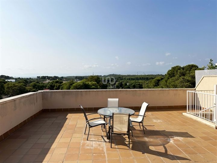 3 bedrooms apartment for sale in Salou, Spain