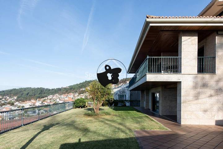 4 bedrooms house in Redondela, Pontevedra, Spain