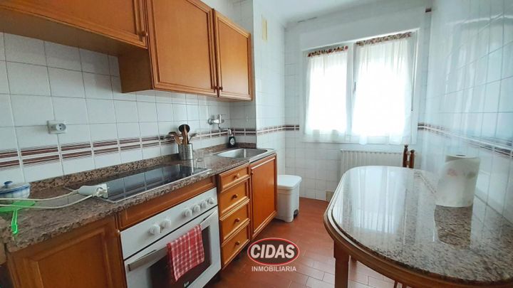 3 bedrooms apartment for rent in Oviedo, Spain