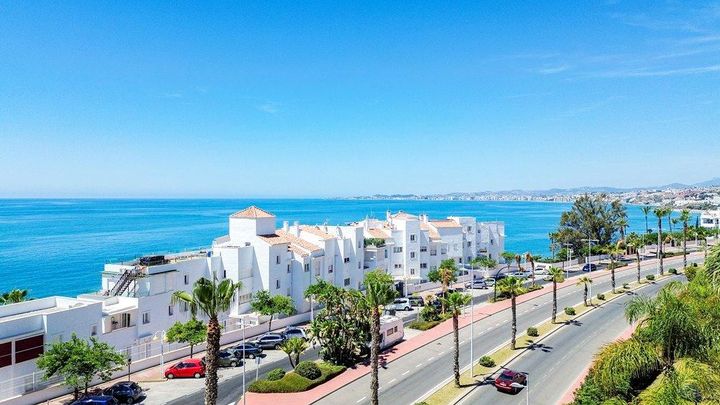 3 bedrooms apartment for sale in Benalmadena Costa, Spain