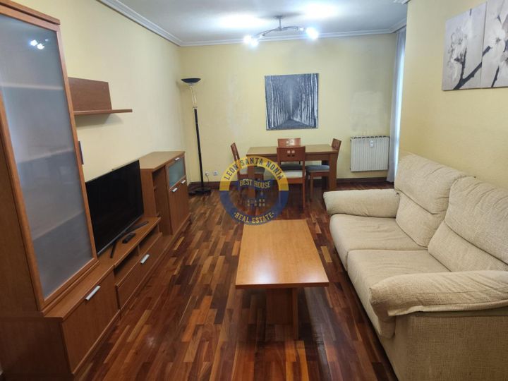 3 bedrooms apartment for sale in Leon, Spain