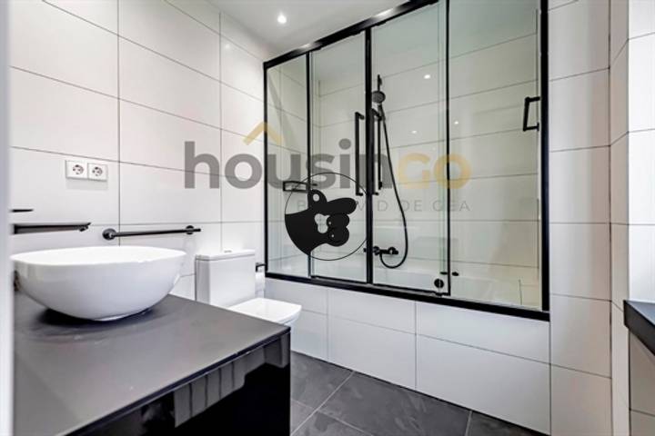4 bedrooms house for sale in Madrid, Spain