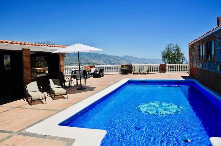 7 bedrooms house for rent in Torrox, Spain