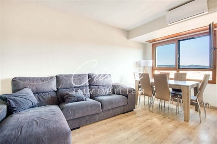 3 bedrooms apartment for sale in Girona, Spain