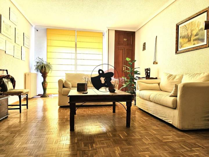 4 bedrooms apartment in Avila, Avila, Spain