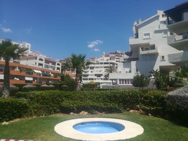 2 bedrooms apartment for rent in Nueva Torrequebrada, Spain