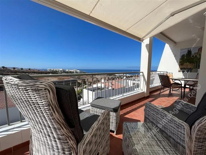 2 bedrooms apartment for sale in Adeje, Spain