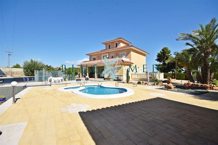 4 bedrooms house for sale in Totana, Spain