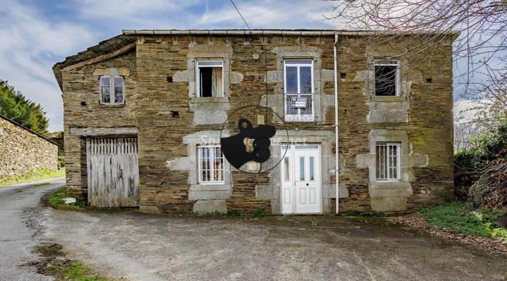 5 bedrooms house in Castroverde, Lugo, Spain