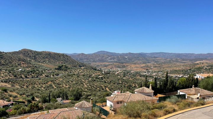 1 bedroom apartment for sale in La Axarquia, Spain