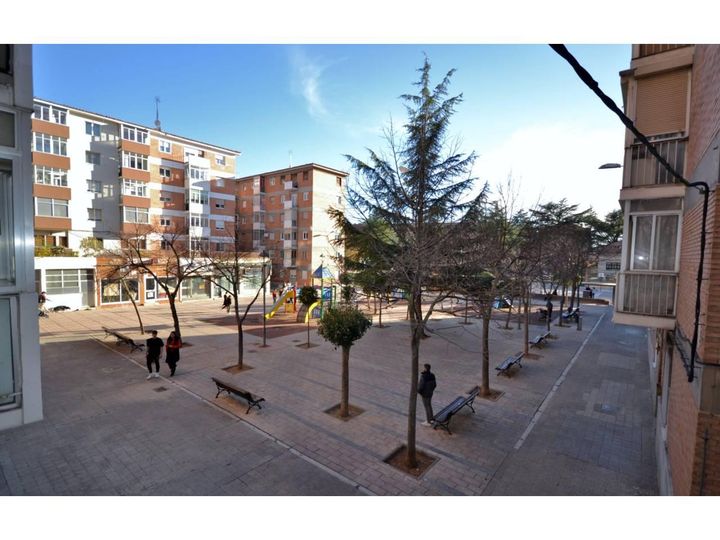 3 bedrooms apartment for rent in Palencia, Spain