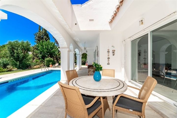 4 bedrooms house for sale in Marbella, Spain