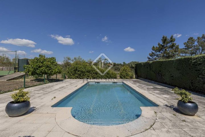 6 bedrooms house for sale in Boadilla del Monte, Spain